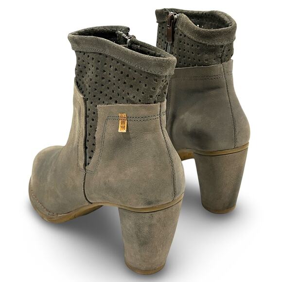 El Naturalista Womens Colibri Ankle Boots Size 40 US 9 Gray Distressed Leather - Picture 5 of 10